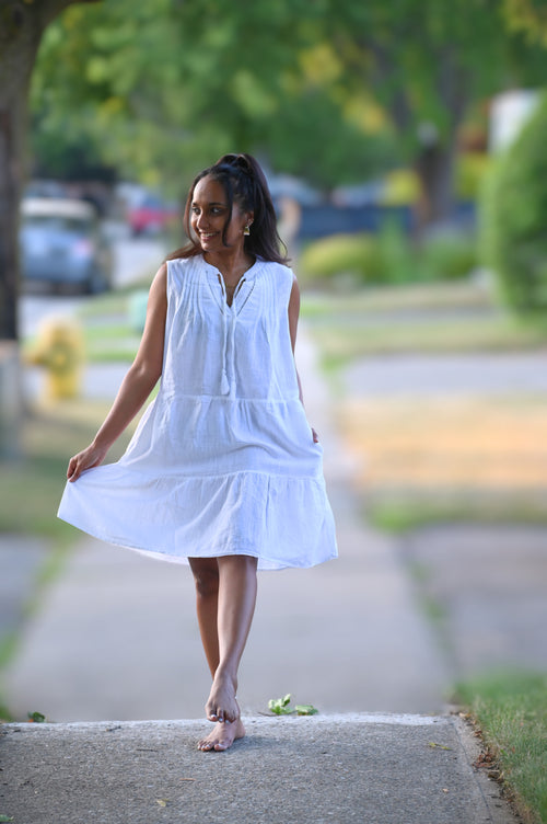 The Cloud Linen Dress – White